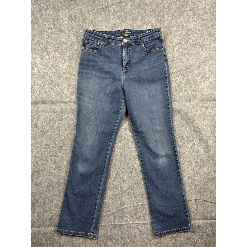 Lee Women's Straight Leg High-Rise Relaxed Fit Jeans Blue Medium Wash Size M